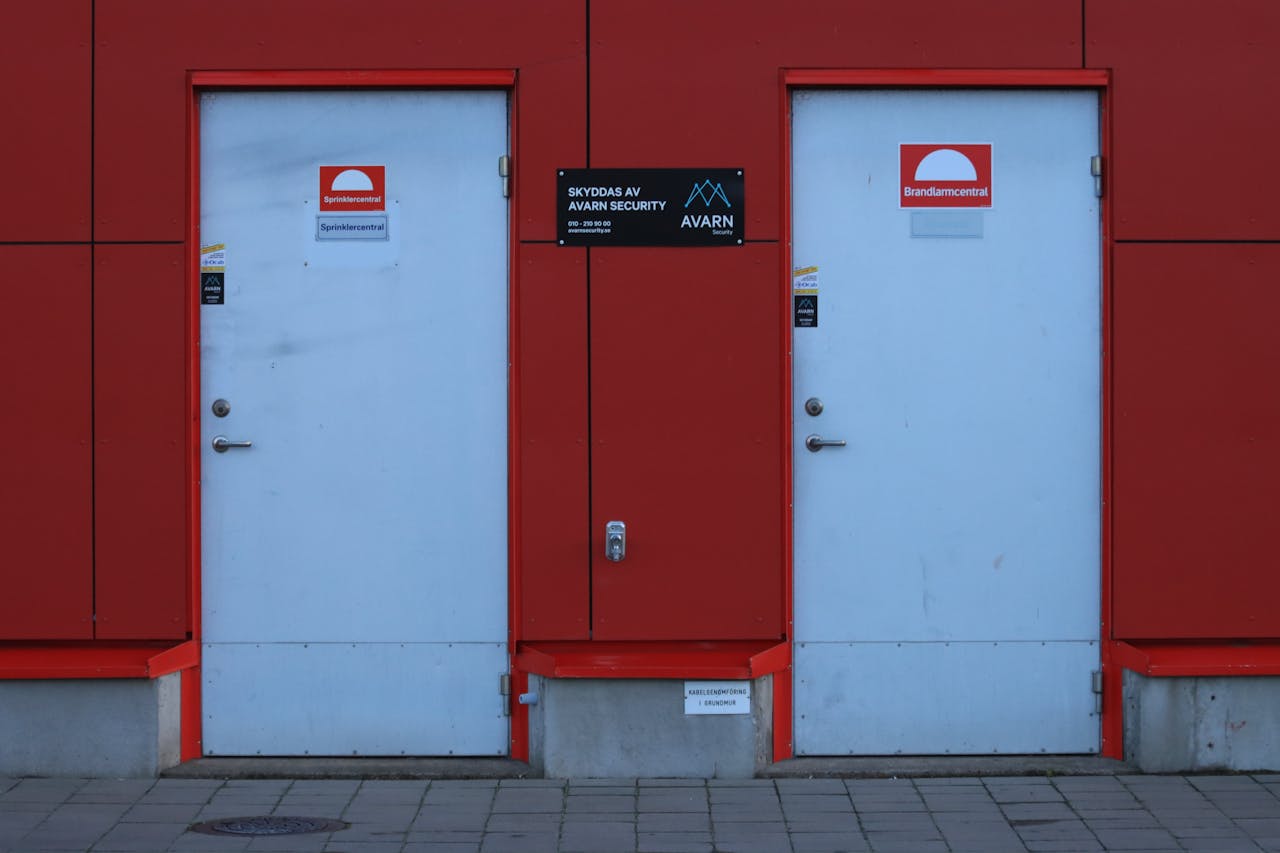 Pair of White Entrance Doors